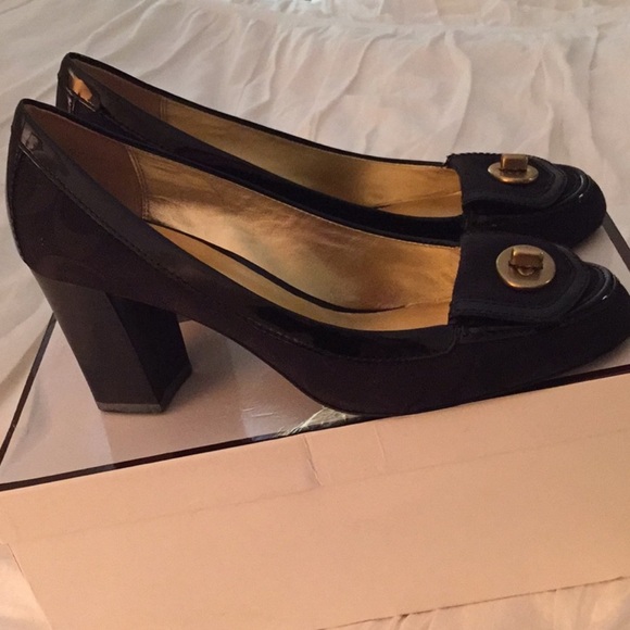 Coach Heels - Picture 2 of 4